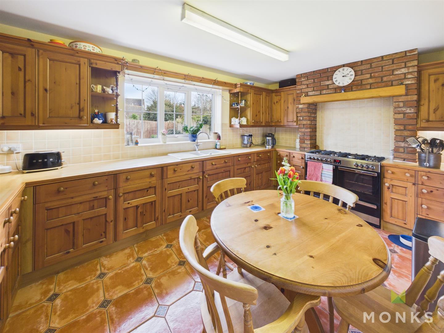 26 Kings Drive, Shrewsbury, SY4 2DG For Sale